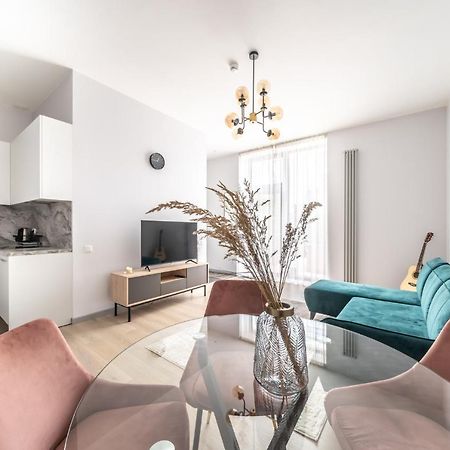 New Comfortable 2 Bedroom Cottage W/Big Terrace Jurmala Exterior photo